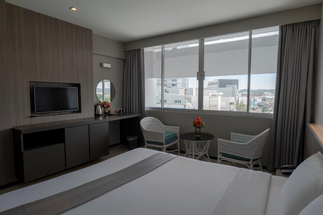 Pearl Hotel - SHA Plus Phuket Exterior foto