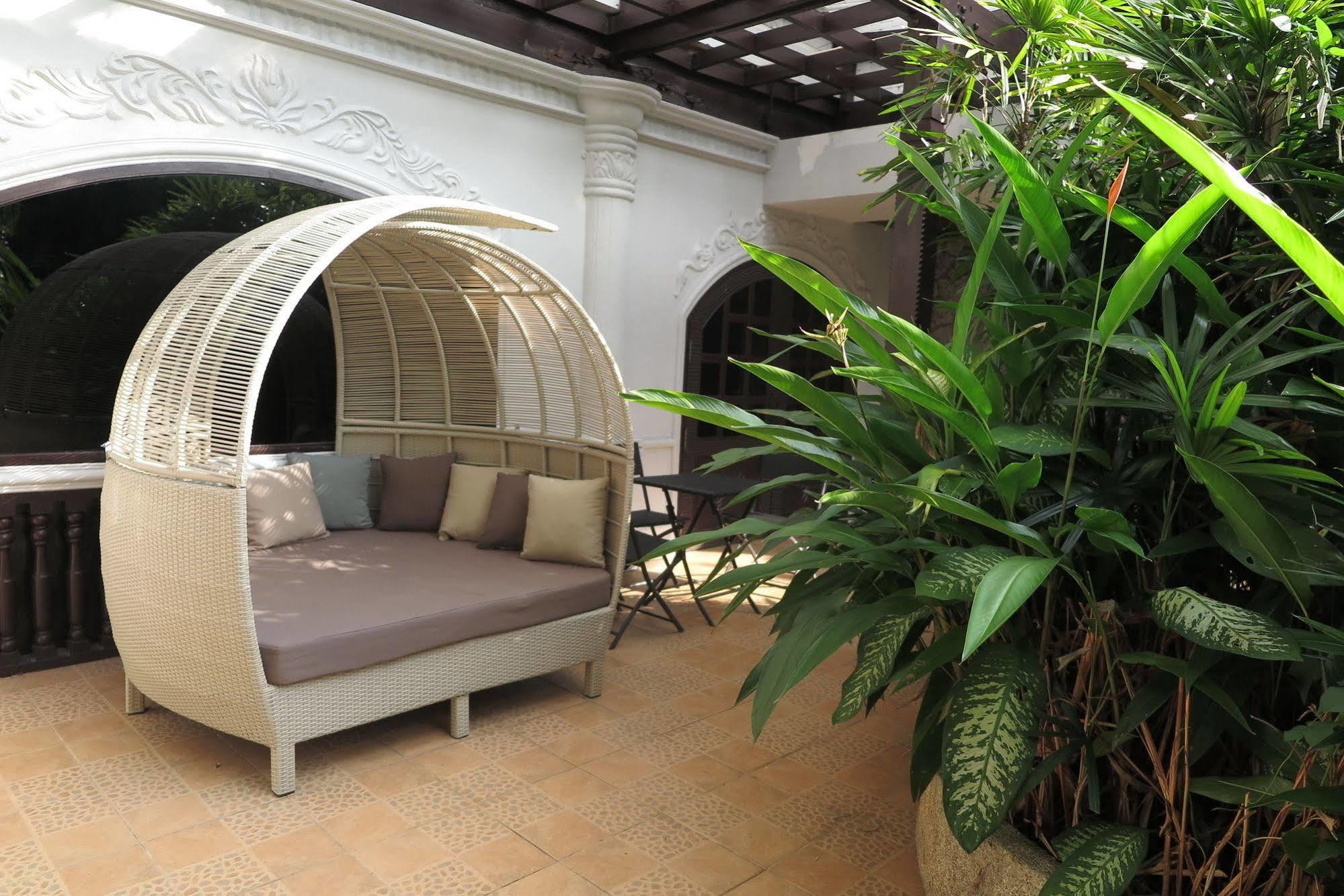 Pearl Hotel - SHA Plus Phuket Exterior foto